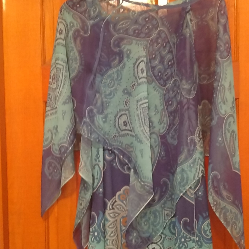 Dreassy top